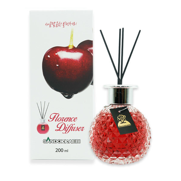 Жидкий освежитель воздуха "Aroma Diffuser" (стеклянный флакон + палочки / черешня) 200 мл